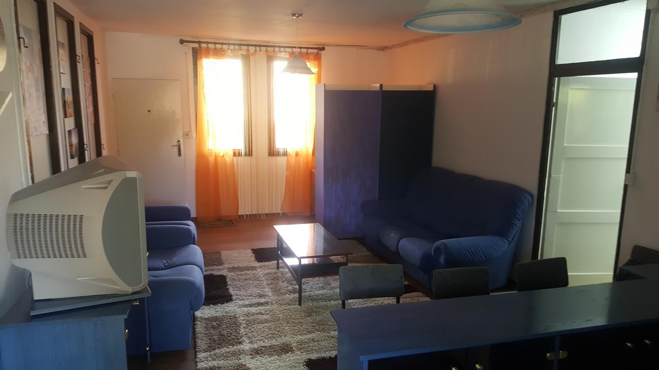 Hostel Belgrade Shungit Dragana Jeftica Br 10 외부 사진