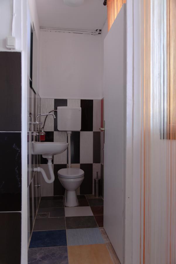 Hostel Belgrade Shungit Dragana Jeftica Br 10 외부 사진